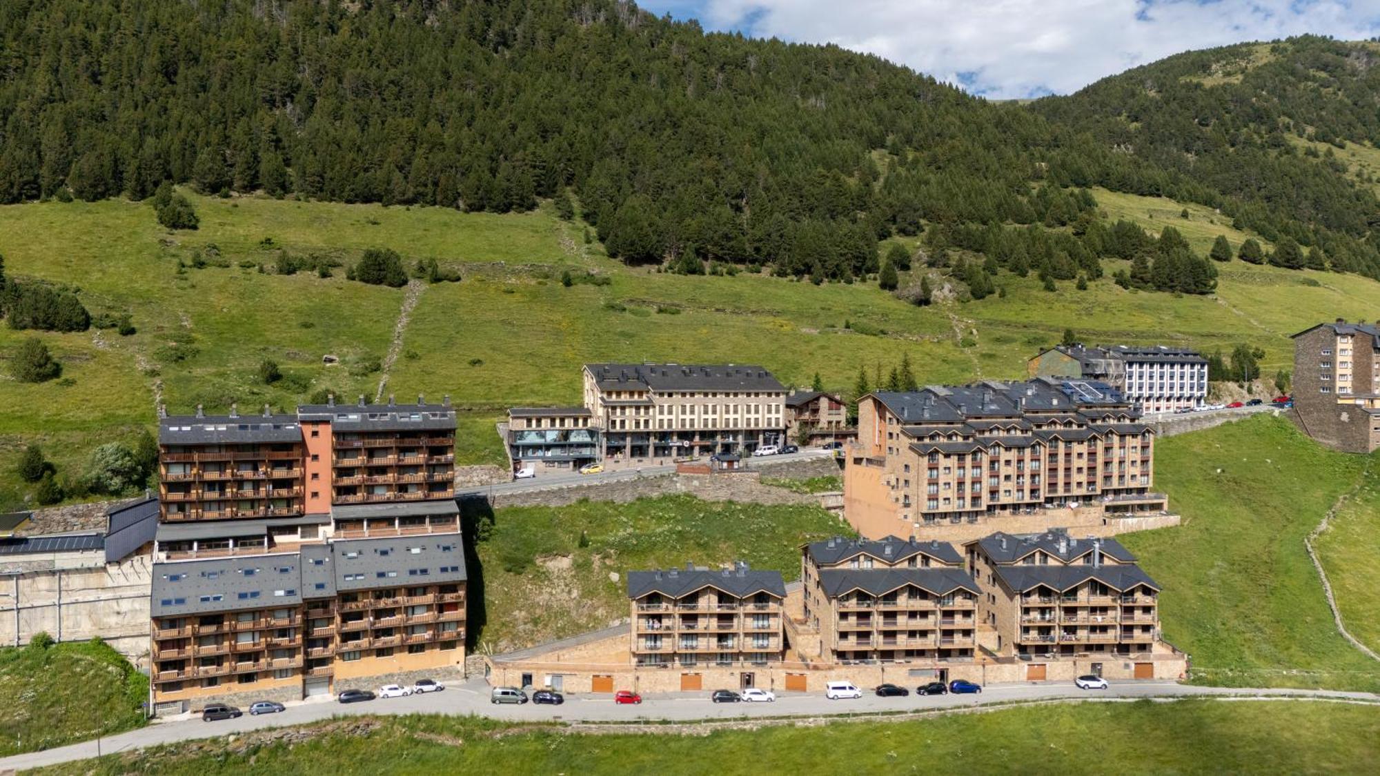 Pierre & Vacances Andorra بورده دينفاليرا المظهر الخارجي الصورة