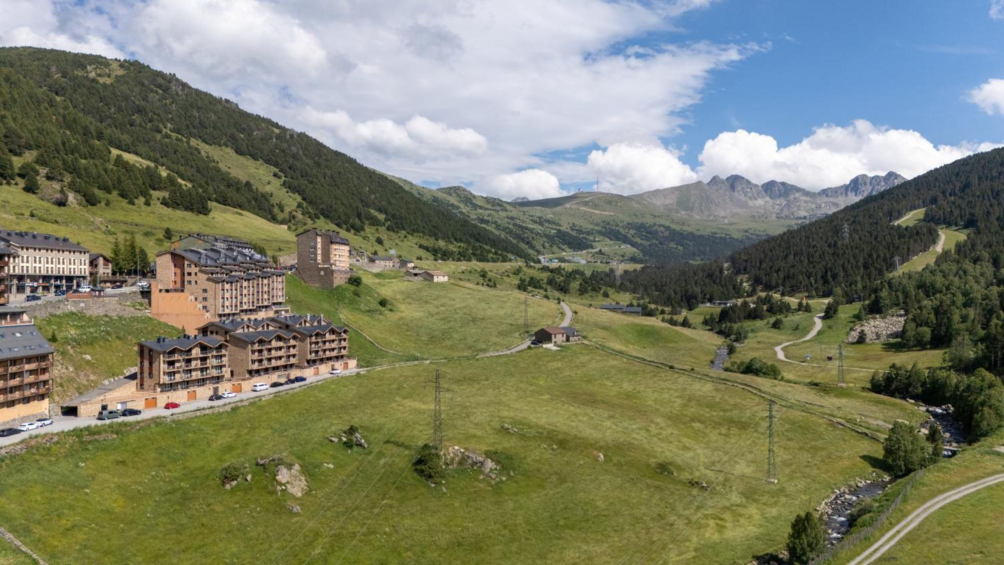 Pierre & Vacances Andorra بورده دينفاليرا المظهر الخارجي الصورة