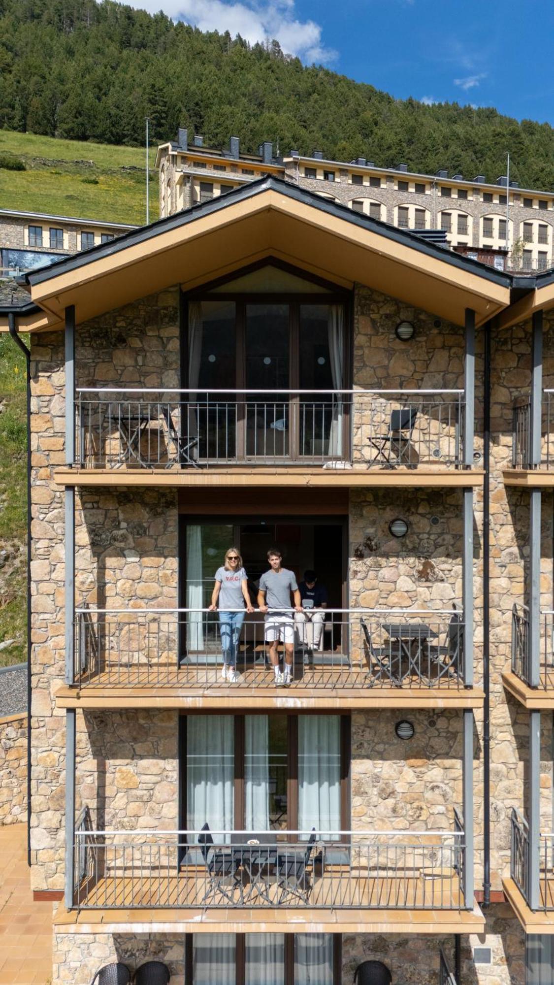 Pierre & Vacances Andorra بورده دينفاليرا المظهر الخارجي الصورة